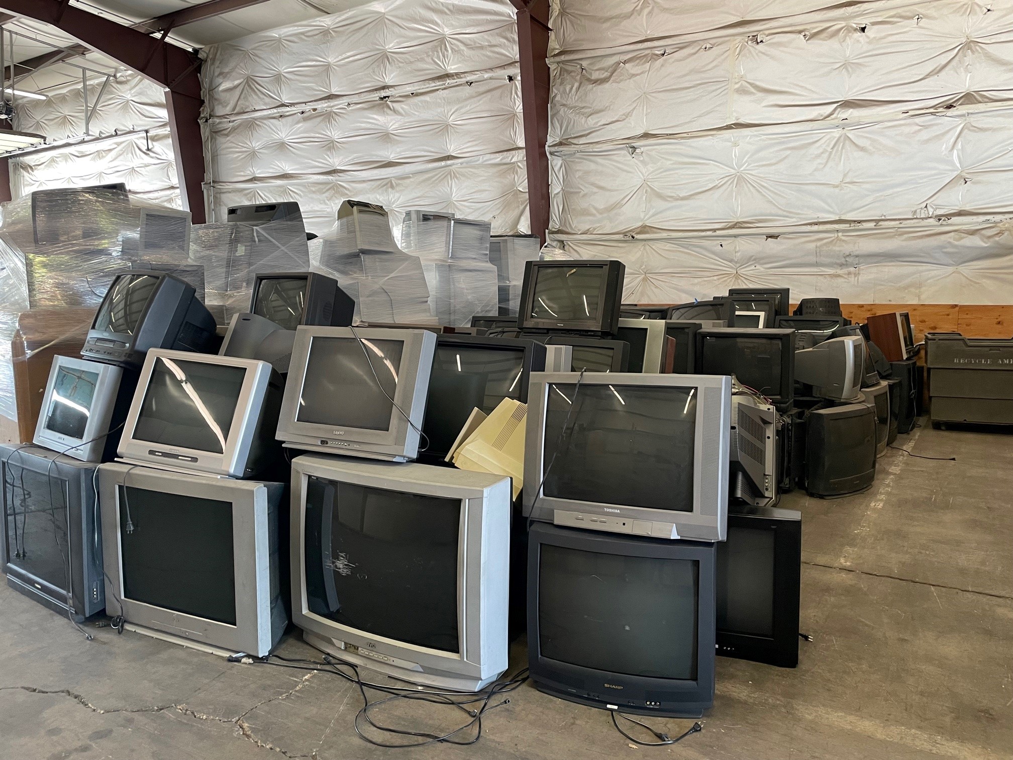 E-Waste tour on September 7, 2021. <span class="cc-gallery-credit">[Mae Rohrbach]</span>